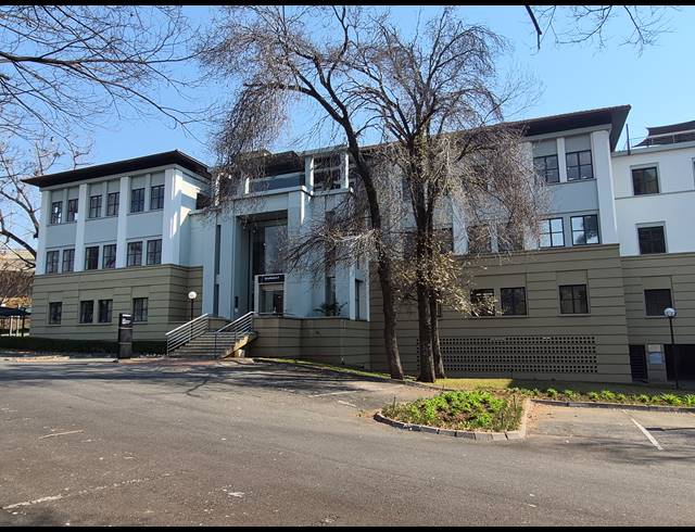 677M² OFFICE TO LET IN SANDTON CENTRAL